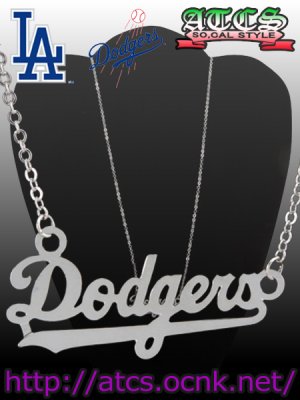 画像1: 【Dodgers】ネームフレームネックレス【OFFICIAL】
